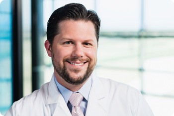 Dr. Thomas Roshek, Nicholson Clinic Surgeon